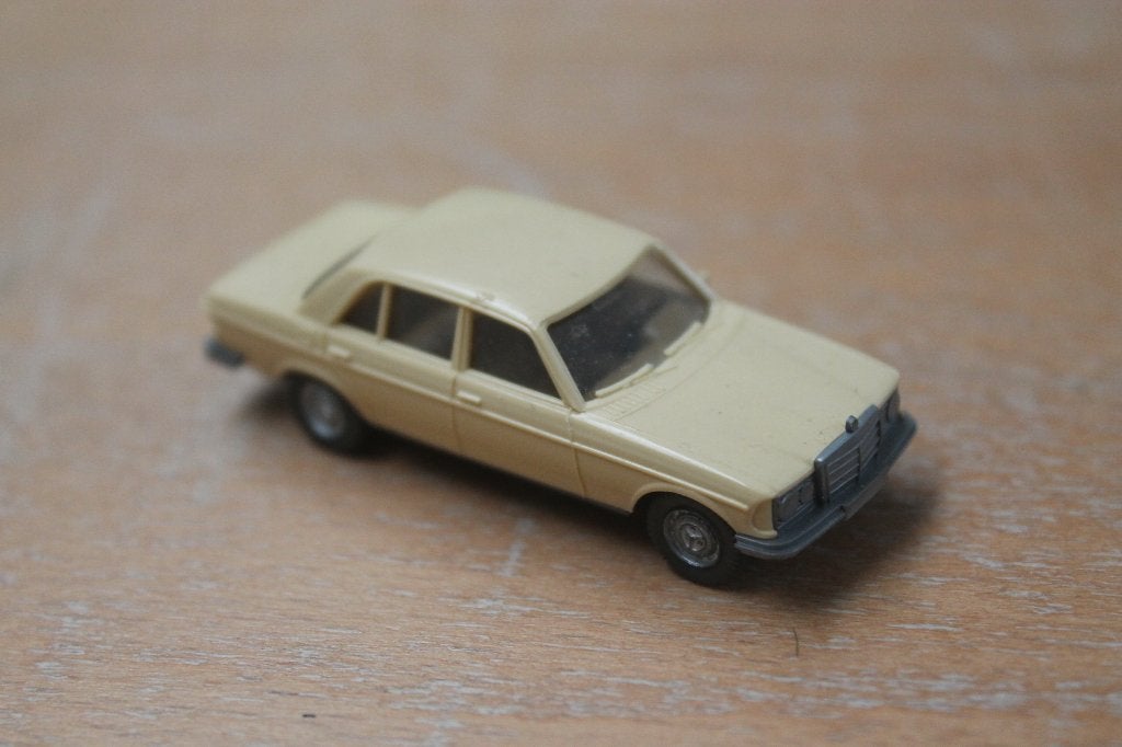 Wiking Mercedes 240 D (zonder schuifdak), Ophalen of Verzenden, Gebruikt, Auto, Wiking