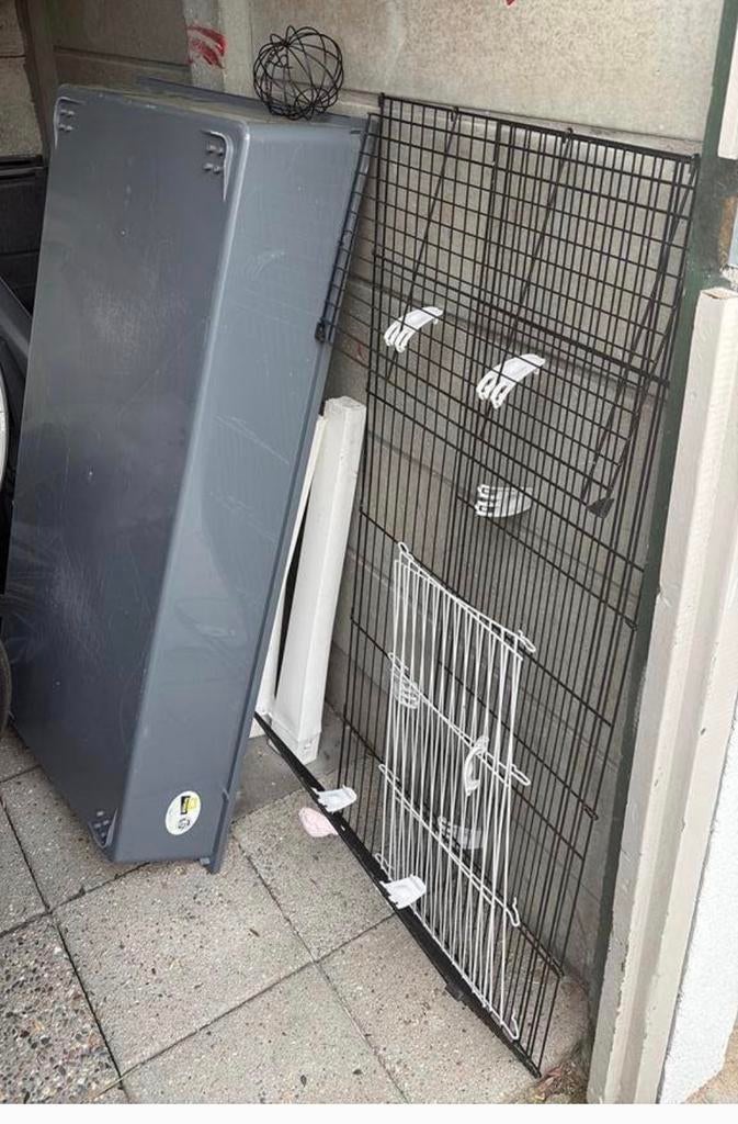 Konijnen kooi met hooi balletje, Dieren en Toebehoren, Ophalen, Zo goed als nieuw, 110 cm of meer, Minder dan 65 cm