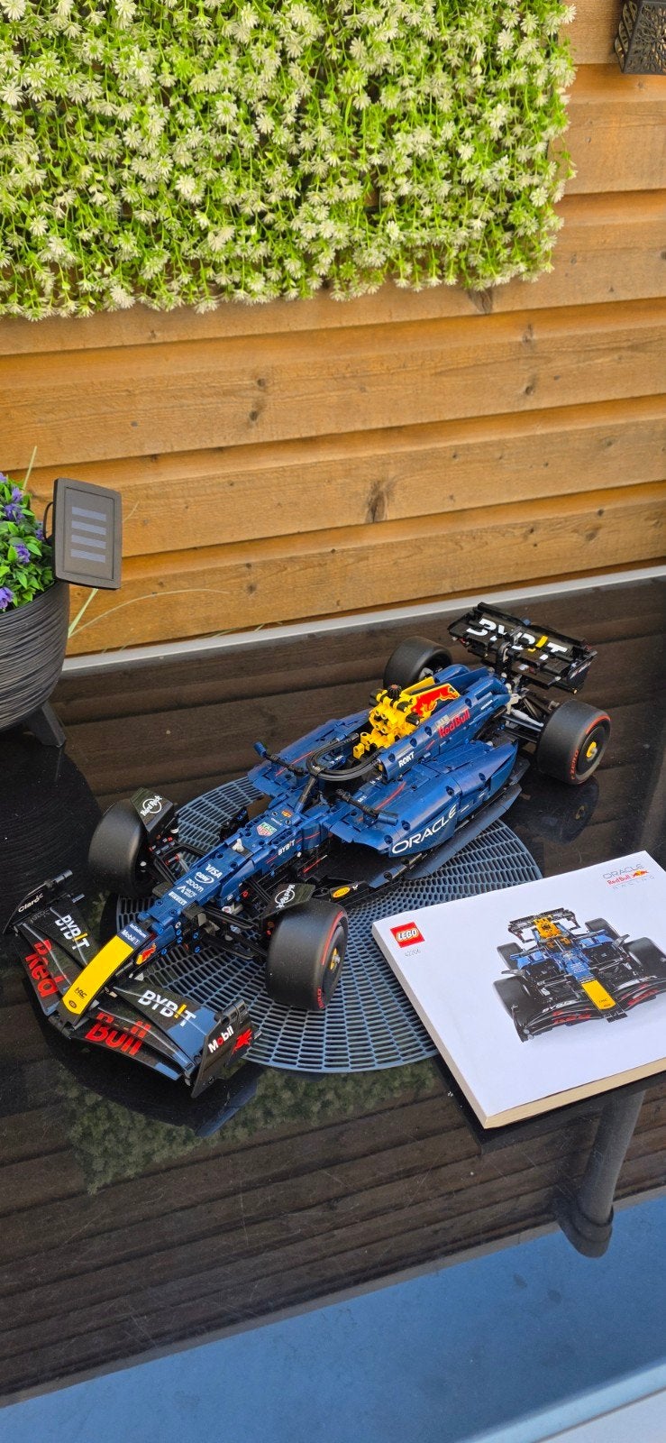 LEGO Technic Formule 1 Red Bull 42206, Kinderen en Baby's, Speelgoed | Duplo en Lego, Ophalen of Verzenden, Zo goed als nieuw