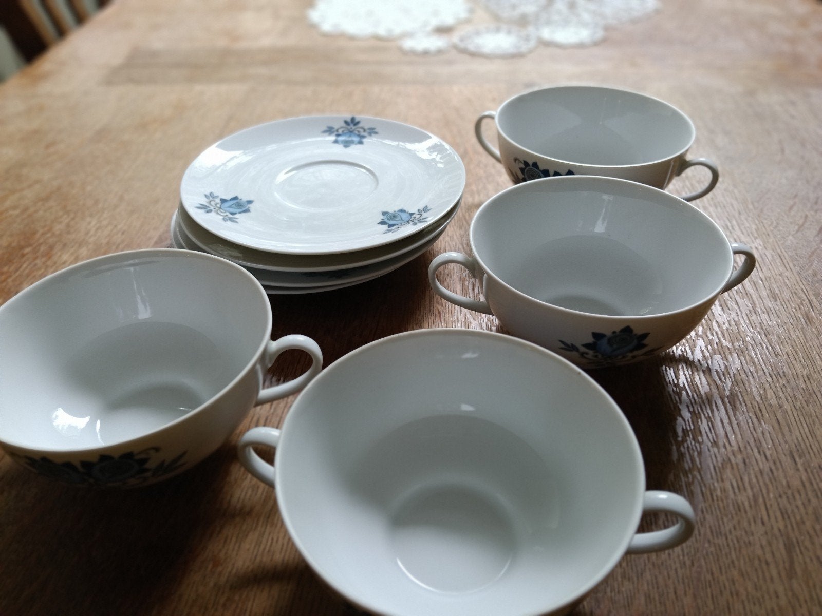 Vintage soepkommen met schotels - Blauw bloemmotief, Ophalen of Verzenden
