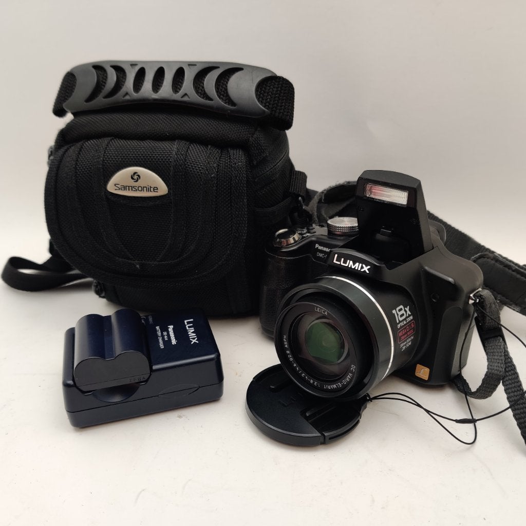 Panasonic FZ18 Travelzoom +Tas en lader + extra accu €129,99, Overige merken, P, P, P