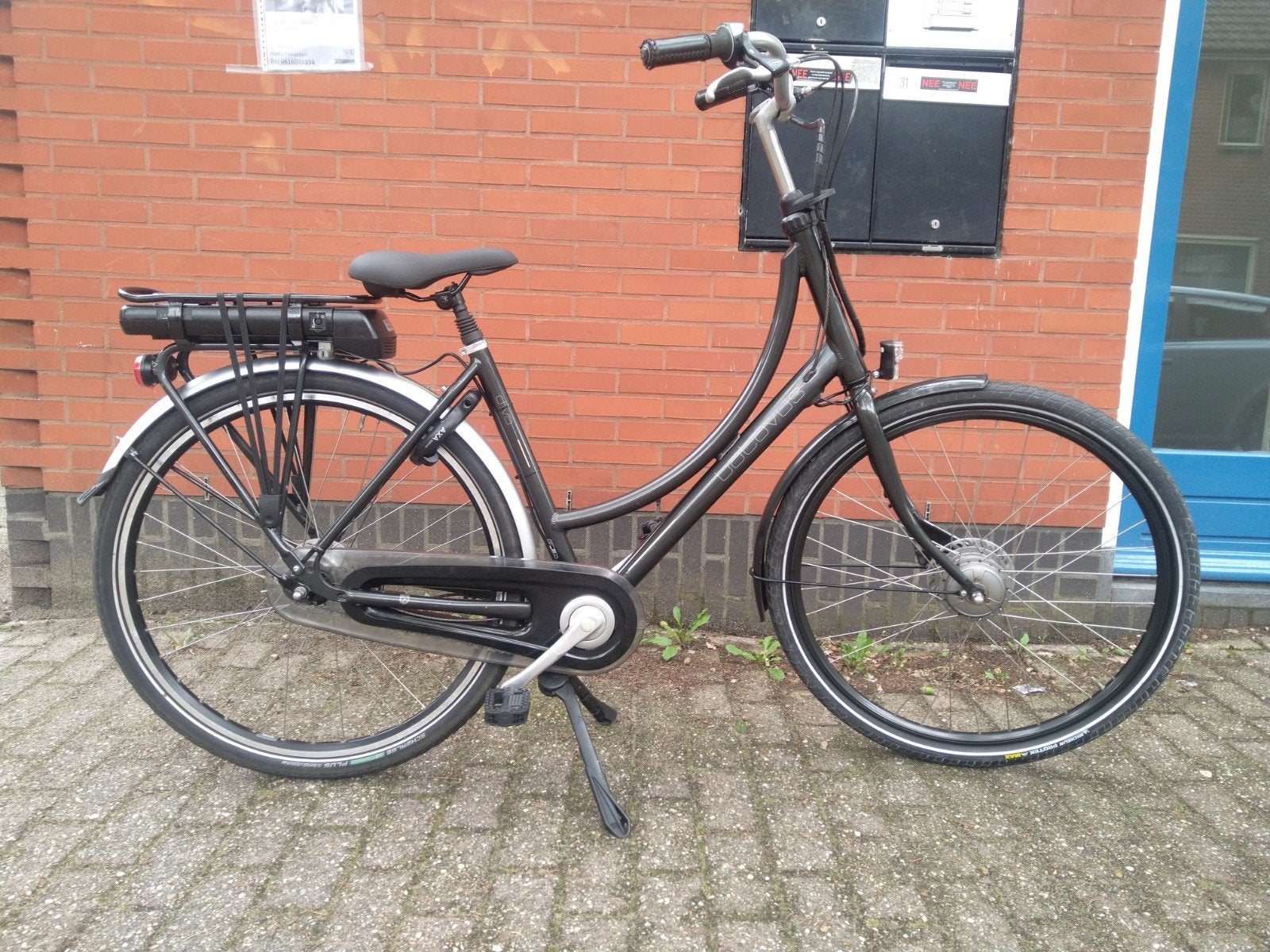 Nette Batavus Eleckische Damesfiets 28 inch 7V Voorwielmotor, Fietsen en Brommers, Ophalen of Verzenden, Zo goed als nieuw, Versnellingen
