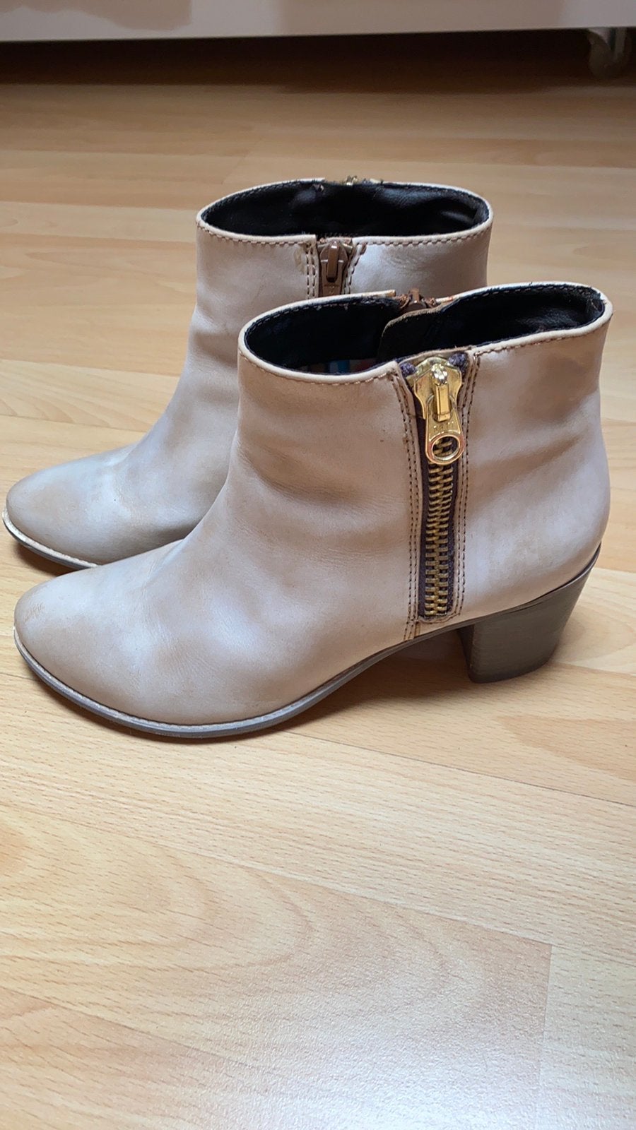 SPM roomkleurige leren laarsjes met rits maat 41 als nieuw, Schoenen met lage hakken, Overige kleuren, SPM, Ophalen of Verzenden