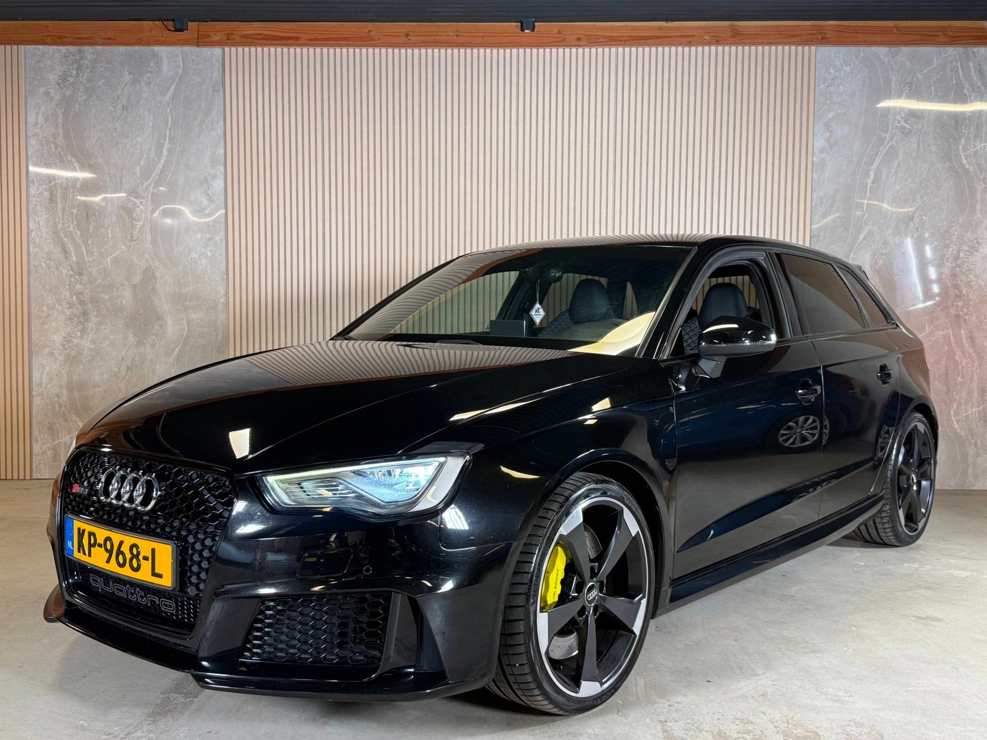 Audi RS3 Sportback 2.5 TFSI Quattro Keyless Milltek B&O RS-S, Automaat, Gebruikt, Euro 6, RS3
