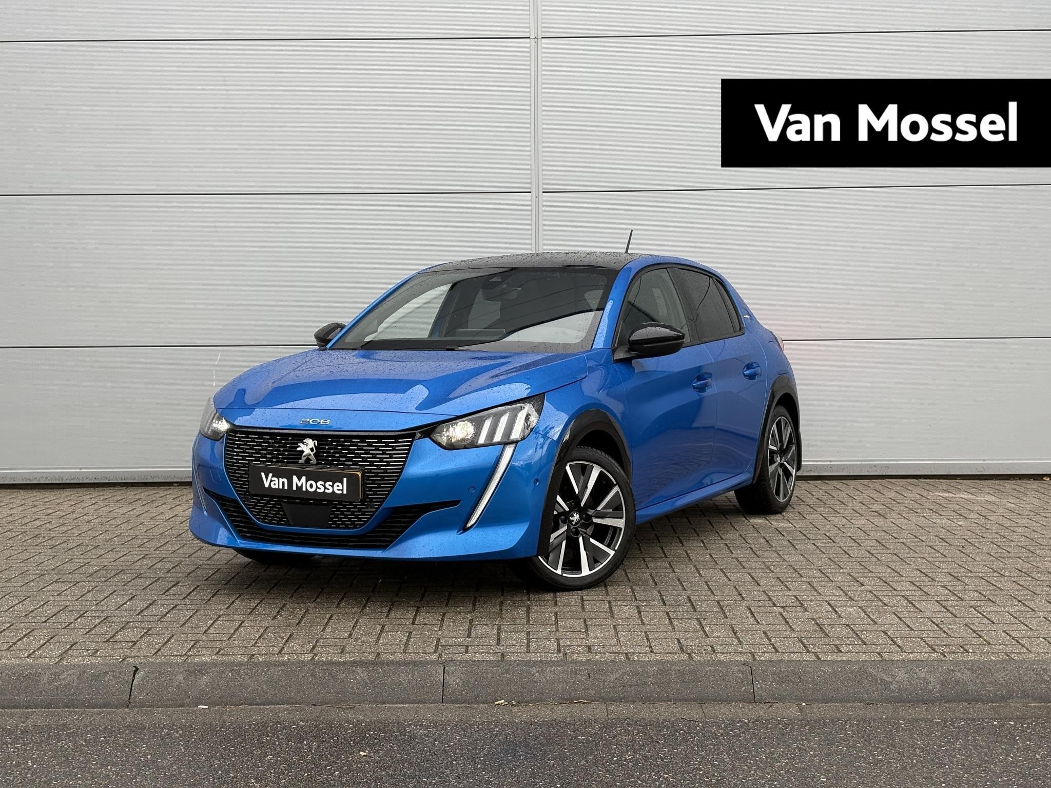 Peugeot 208 1.2 PureTech GT-Line | Panoramadak | Adaptieve C, Voorwielaandrijving, 12 maanden, Gebruikt, Euro 6