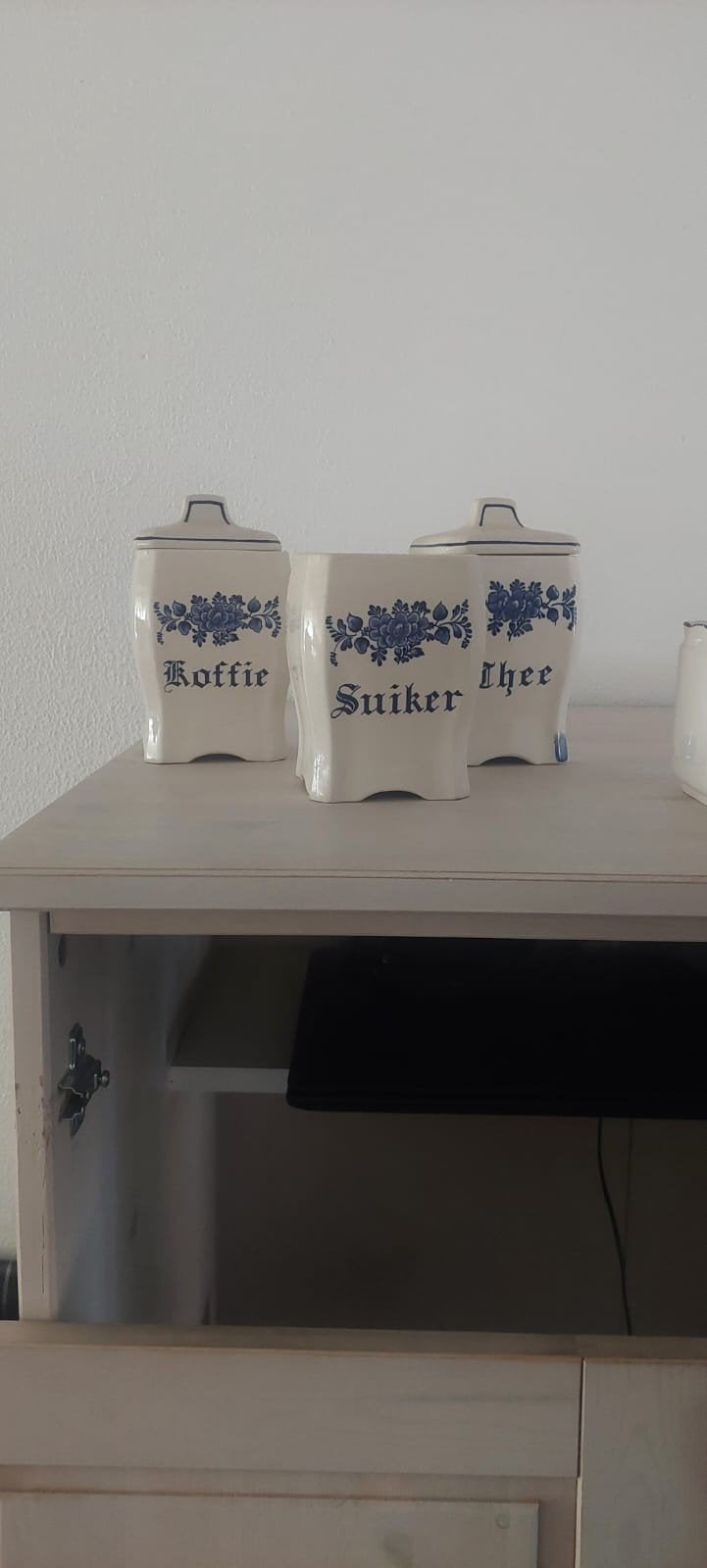 kruiden potjes, Ophalen
