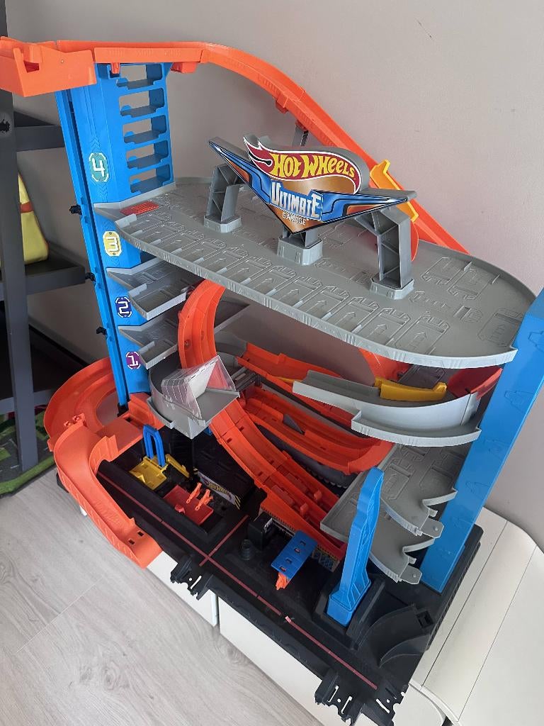 Grote set Hot Wheels Garages & Trucks – Uren speelplezier!, Kinderen en Baby's, Speelgoed | Racebanen, Ophalen, Hot Wheels, Handmatig