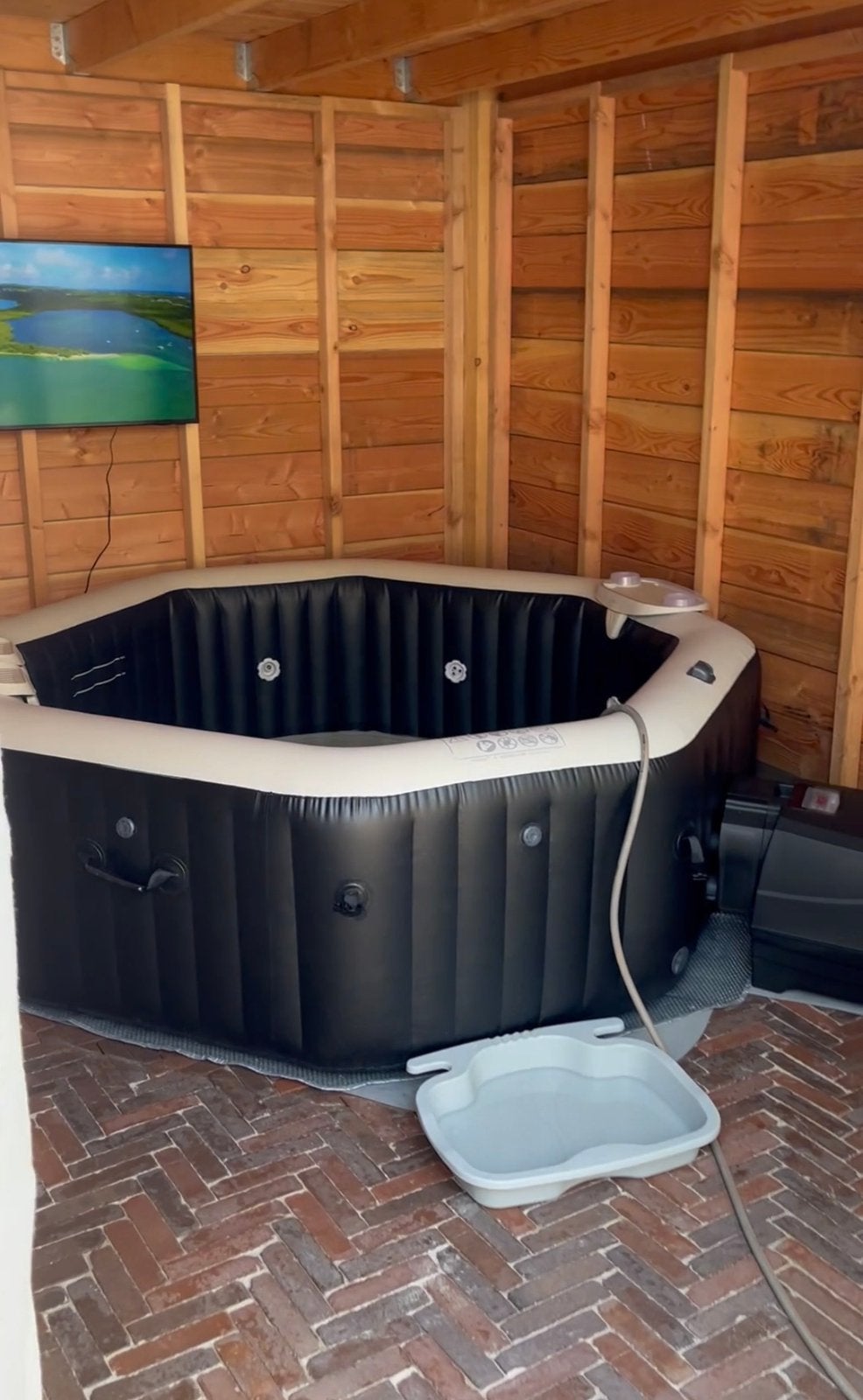 Intex Pure spa jet & bubble de luxe 6 persoons jacuzzi, Ophalen, Zo goed als nieuw, Afdekzeil, Opblaasbaar