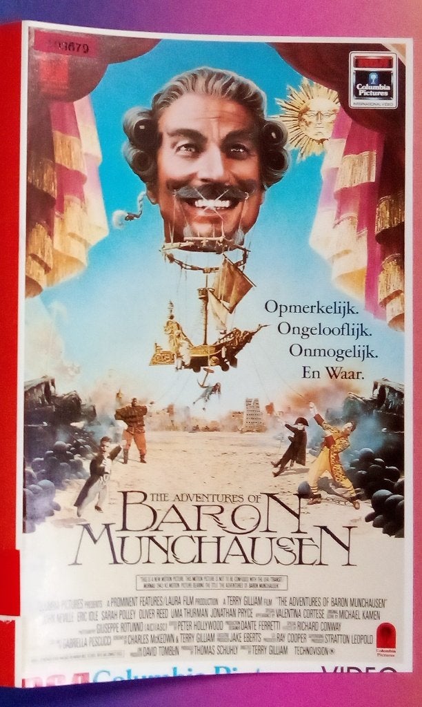 VHS - Baron van Munchhausen - NL Ex-Rental, Alle leeftijden, Verzenden, Gebruikt, Science Fiction en Fantasy