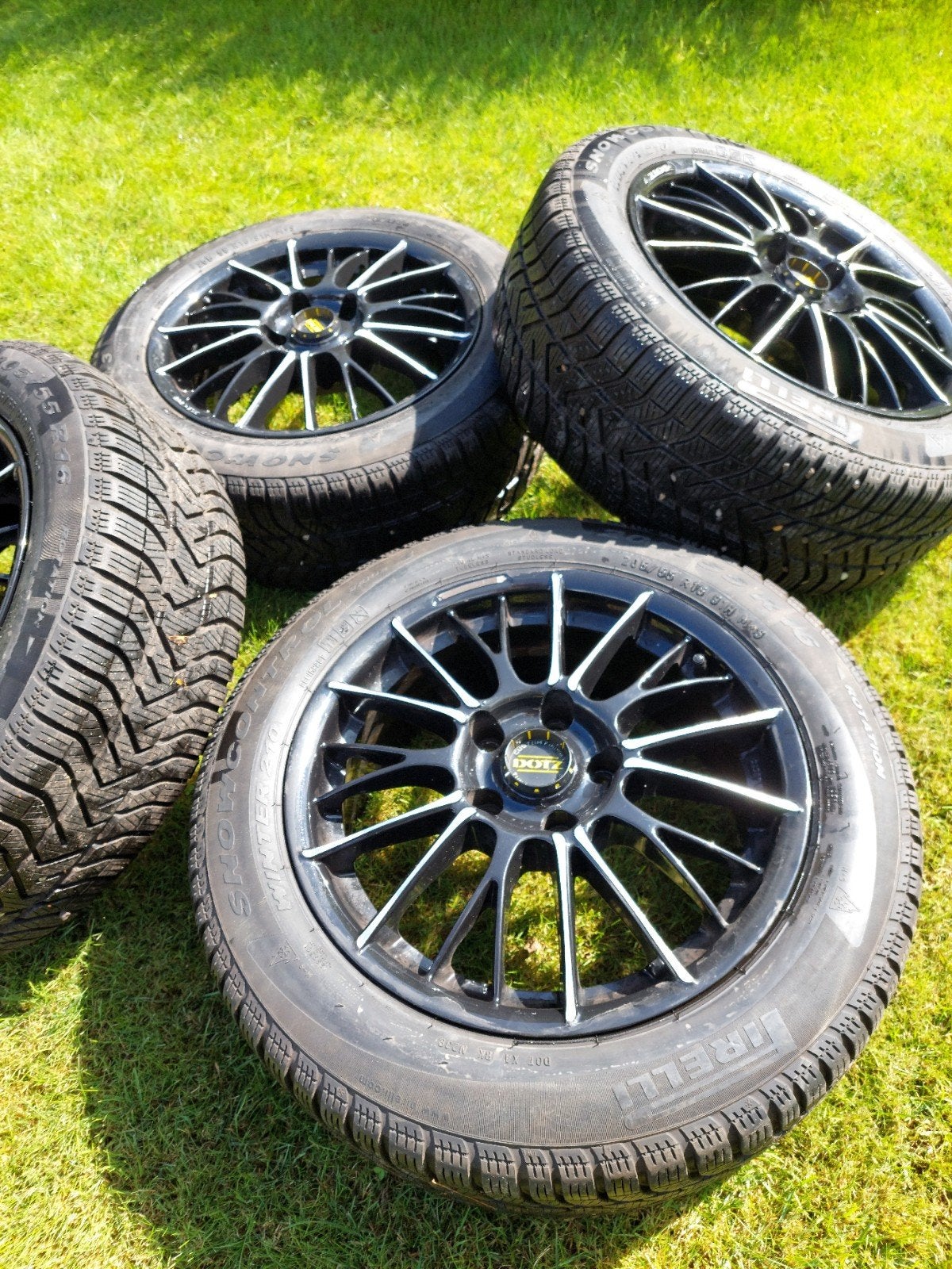 DOTZ velgen met Pirelli Winter 210 banden, Auto-onderdelen, Banden en Velgen, Gebruikt, 16 inch, Banden en Velgen, Personenwagen