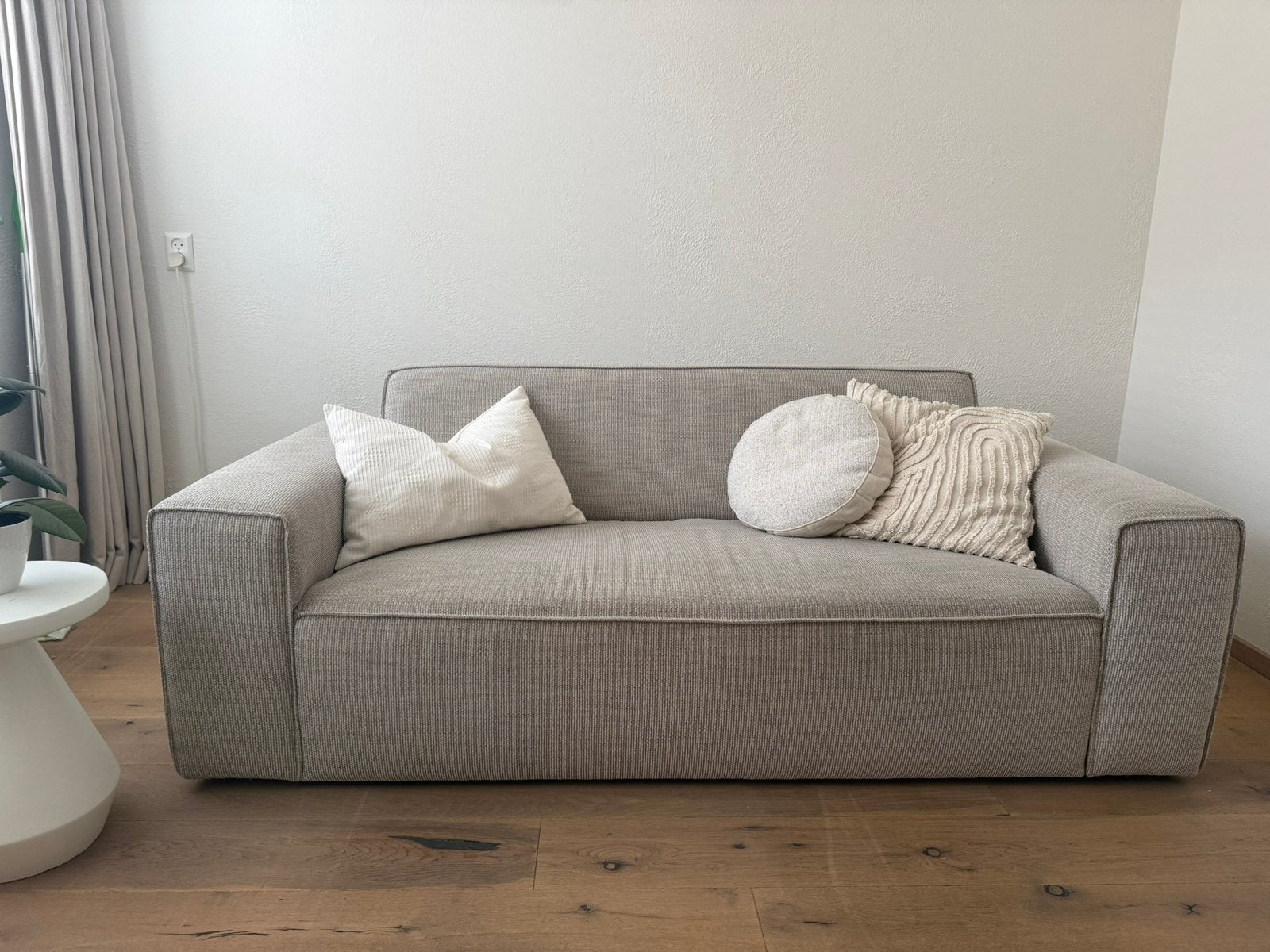 Bank beige 2,5 zits van Zuiver, Ophalen, Tweepersoons, 75 tot 100 cm, Zo goed als nieuw