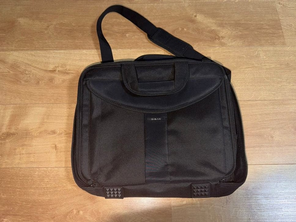 Zwarte laptoptas voor 15,6 inch laptop, Ophalen of Verzenden, Zo goed als nieuw