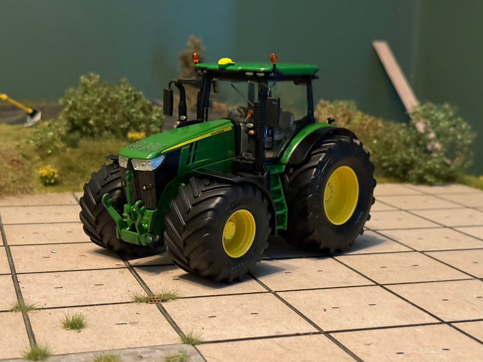 John deere 7310r verbouwd wiking 1:32, Hobby en Vrije tijd, Modelauto's | 1:32, Ophalen of Verzenden, Zo goed als nieuw, Tractor of Landbouw