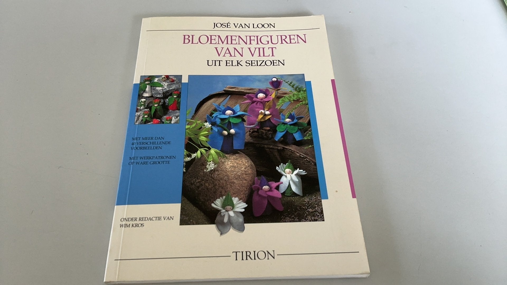 Boek  Tirion bloemfiguren van vilt, Ophalen of Verzenden, Zo goed als nieuw, Boek of Patroon