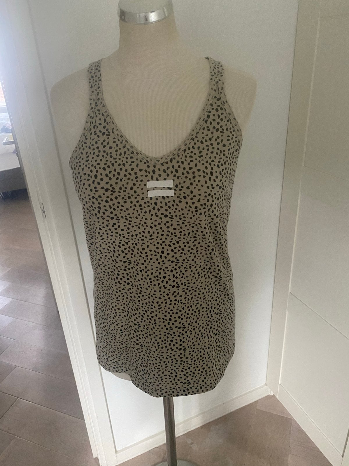 10DAYS Amsterdam Top met Luipaardprint en Strass, Maat 38/40 (M), Beige, Ophalen of Verzenden, Zo goed als nieuw