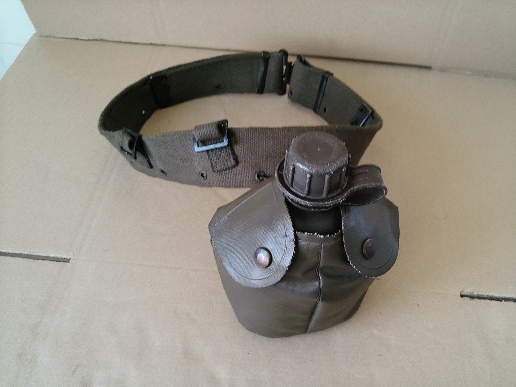 Vintage leger veldfles met koppelriem Landmacht veldfles, Ophalen of Verzenden