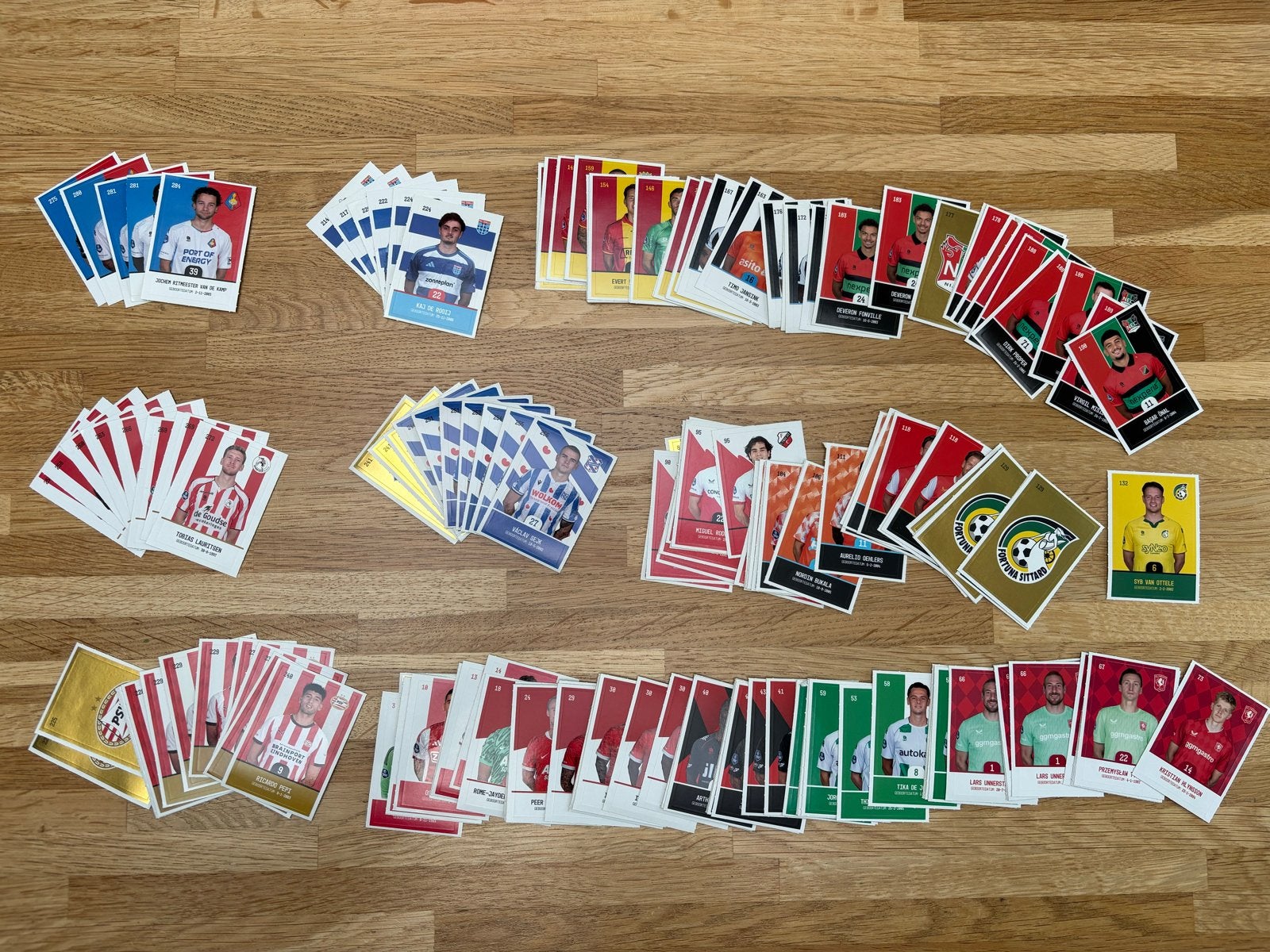 Plus voetbalplaatjes 2025-2026, Verzamelen, Ophalen of Verzenden, Gebruikt, Overige binnenlandse clubs, Spelerskaart
