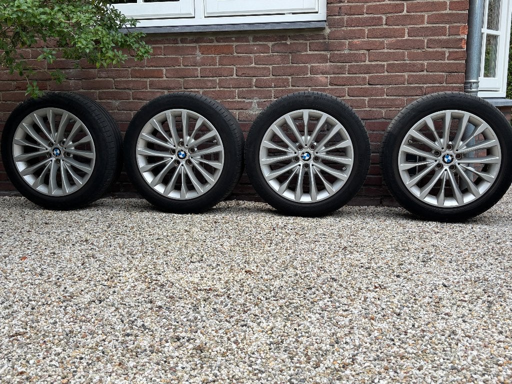 BMW 18 inch velgen met Pirelli zomerbanden, Ophalen, 18 inch, Gebruikt, Banden en Velgen