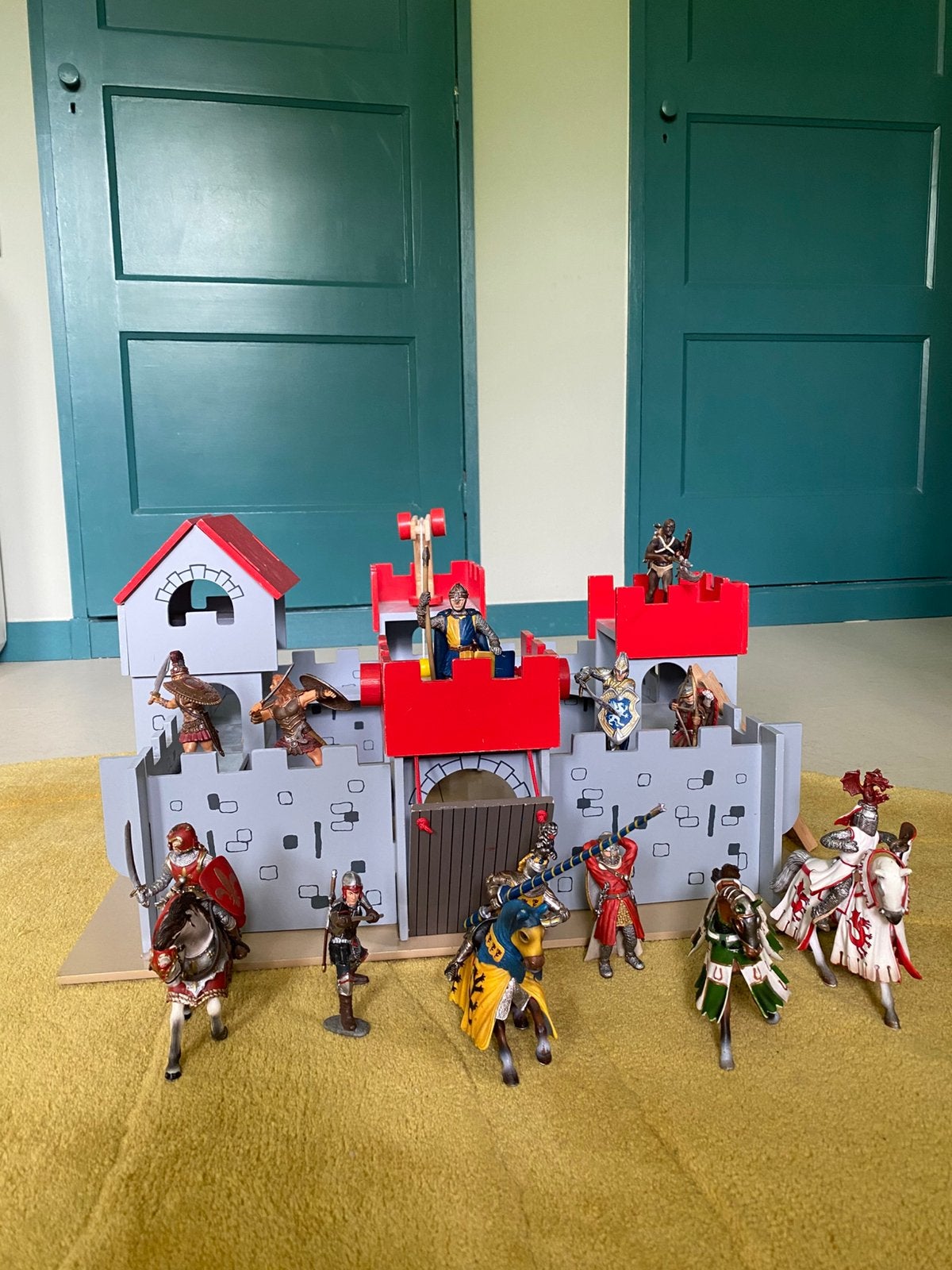 Kasteel en ridders met paarden, Ophalen of Verzenden, Zo goed als nieuw