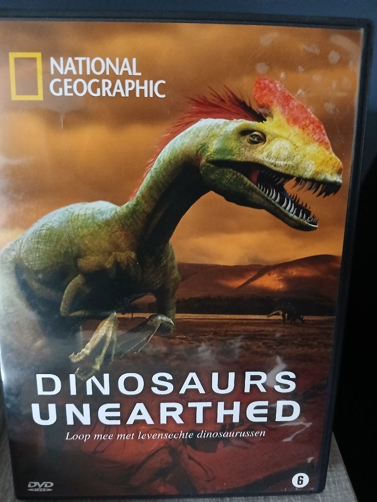 dinosaurs unearthed - national geographic, Alle leeftijden, Ophalen of Verzenden, Zo goed als nieuw, Overige genres
