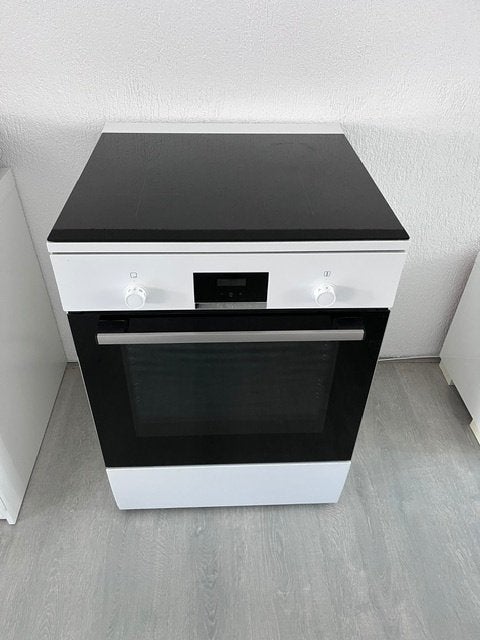Bosch Serie 4 Inductiefornuis Z.G.A.N., Witgoed en Apparatuur, Ophalen, Gebruikt, 4 kookzones, Inductie
