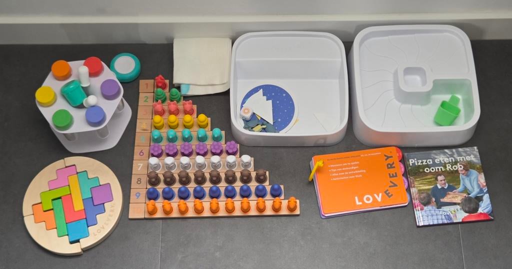 Lovevery The Problem Solver Playkit - 43, 44 en 45 maanden, Kinderen en Baby's, Speelgoed | Educatief en Creatief, Ophalen of Verzenden