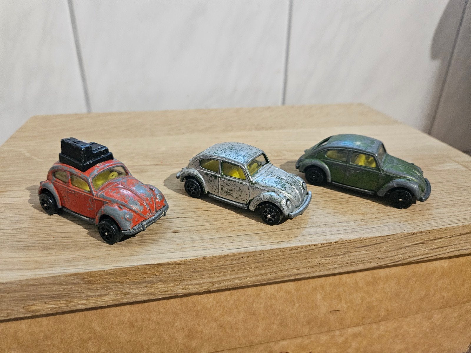 Corgi 3 x Volkswagen Kever, Hobby en Vrije tijd, Modelauto's | Overige schalen, Ophalen of Verzenden, Auto