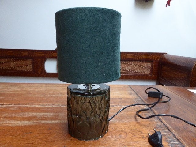 Vintage lampje van geperst glas met kapje, Antiek en Kunst, Ophalen of Verzenden