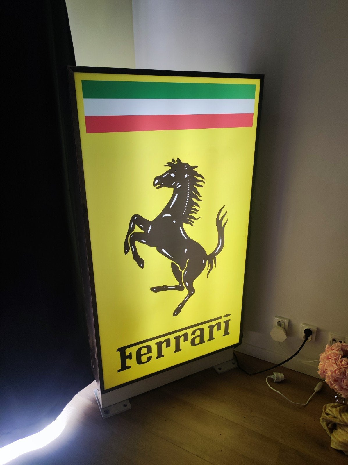 Grote Ferrari Lichtbak - Perfect voor de autoliefhebber, Ophalen