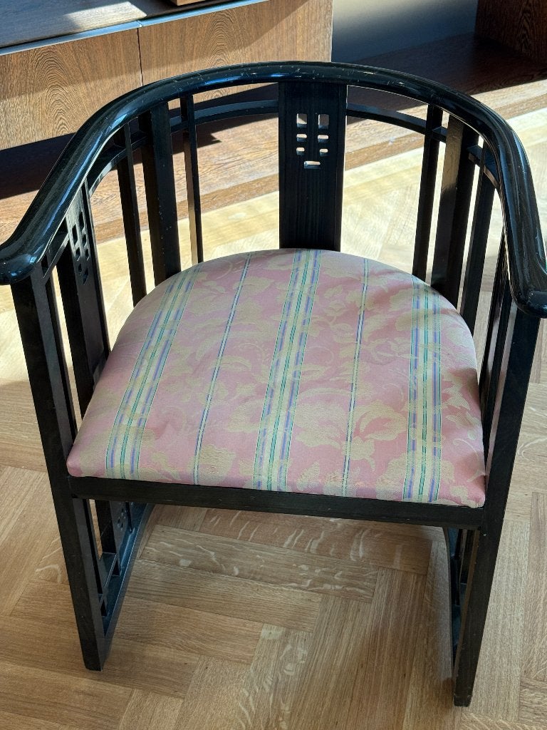 giorgetti armstoel, Huis en Inrichting, Fauteuils, Ophalen, Gebruikt, Minder dan 75 cm, Postmodern met vroege 20e eeuwse Weense Secessie