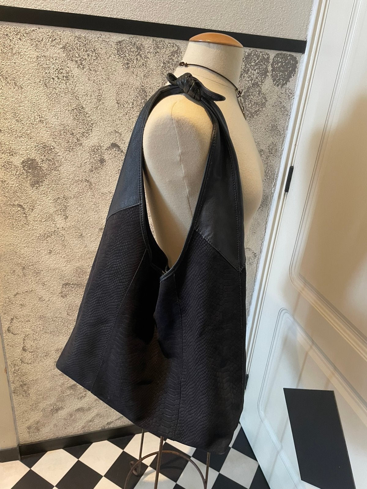 Nachtblauwe boho tas suède ., Ophalen of Verzenden, Zo goed als nieuw, Blauw, Overige typen