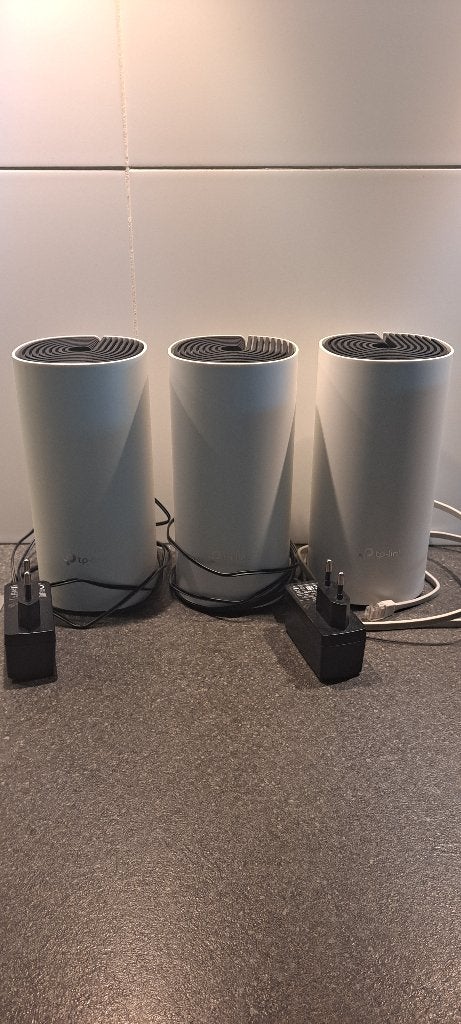 3x Wifi versterker TP Link, Computers en Software, WiFi-versterkers, Ophalen, Zo goed als nieuw, TP-Link Deco