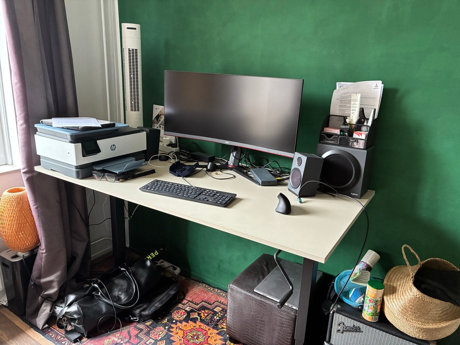 Verstelbaar bureau met slinger - ideaal voor thuiswerkplek, Huis en Inrichting, Bureaus, Ophalen, Zit-sta bureau, 160 cm, Gebruikt