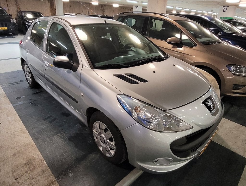 Peugeot 206+ 1.4 | 2010 Goed onderhouden | Betrouwbare auto, Auto's, Voorwielaandrijving, 206+, Stof, 31 €/maand