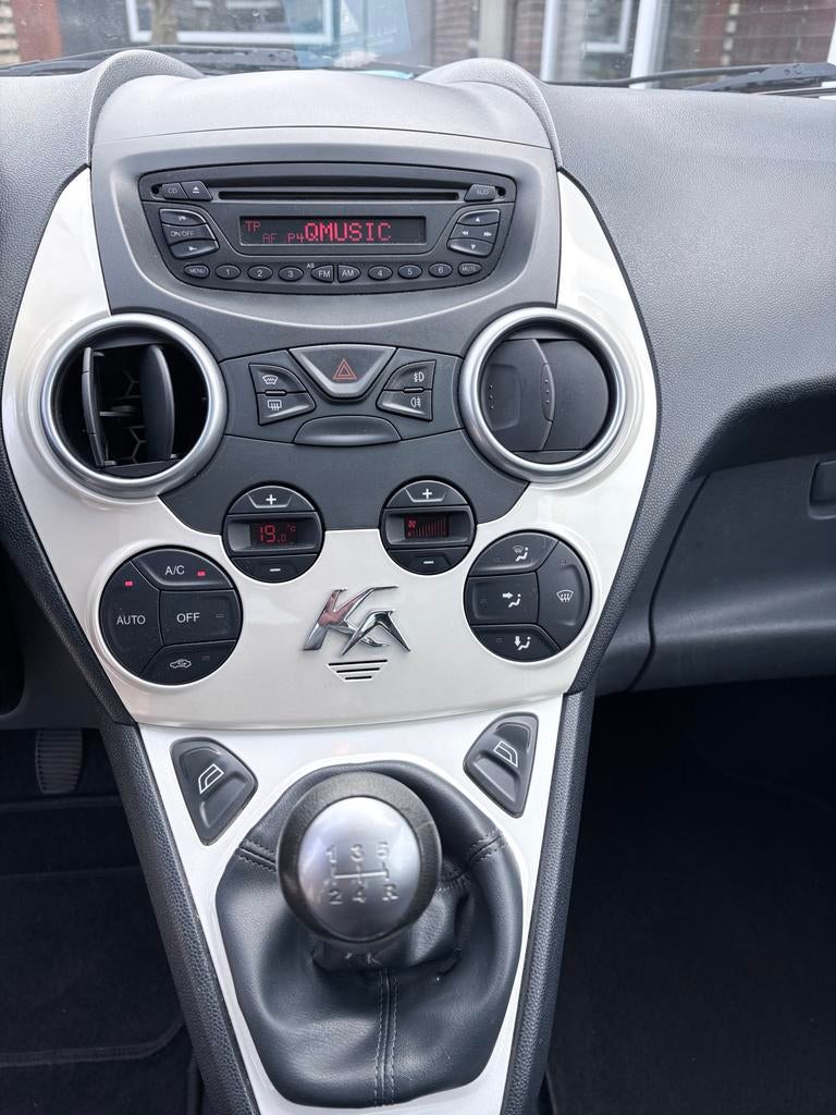 Ford Ka 1.2 51KW 2010 Zwart, Auto's, Ford, Particulier, Ka, Airbags, Airconditioning, Centrale vergrendeling, Elektrische ramen