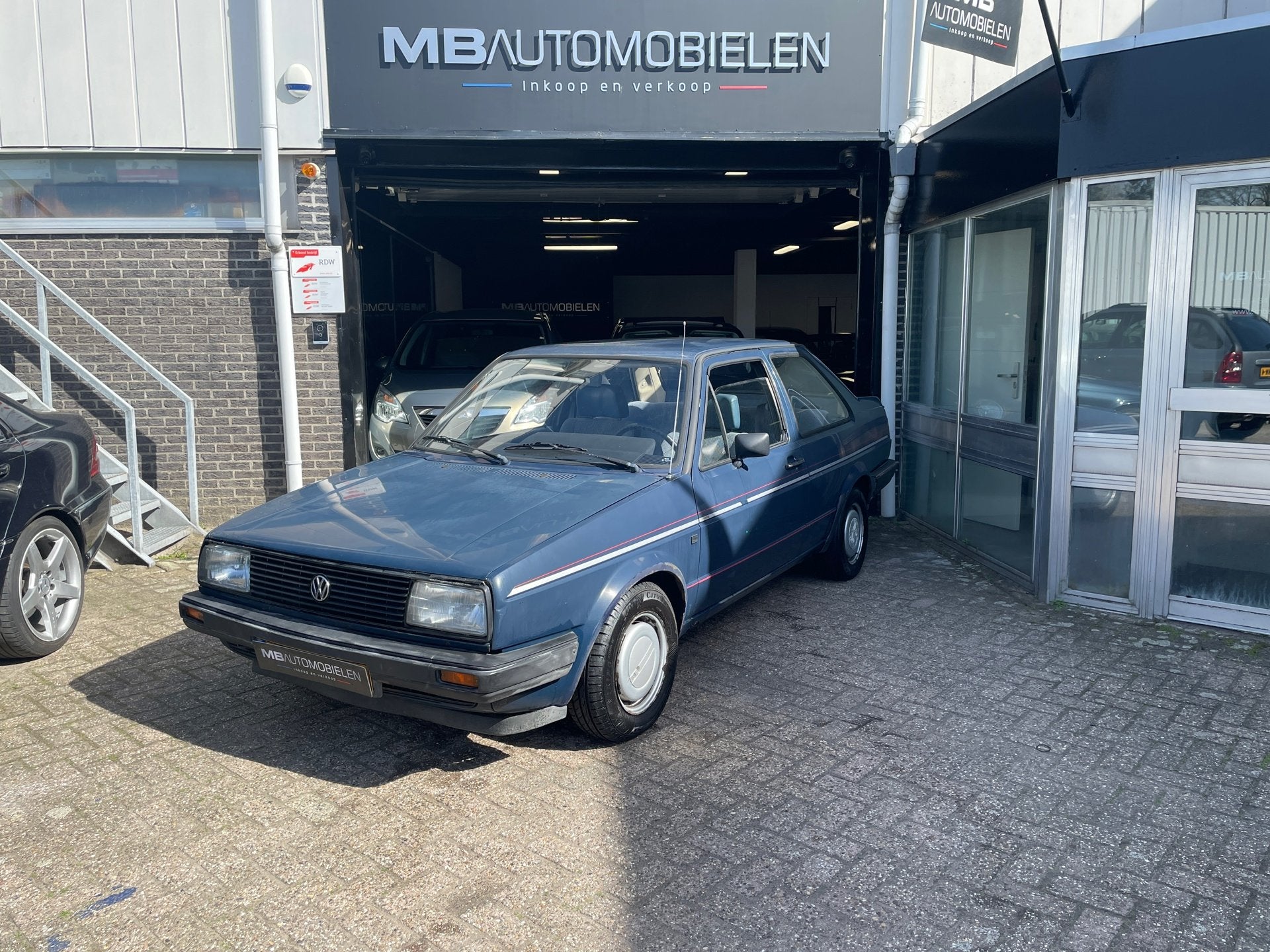 Volkswagen Jetta 1.3 C /3deurs/Blauw/Rijdt en schakelt Goed!, Auto's, Voorwielaandrijving, 4 cilinders, 1272 cc, Blauw