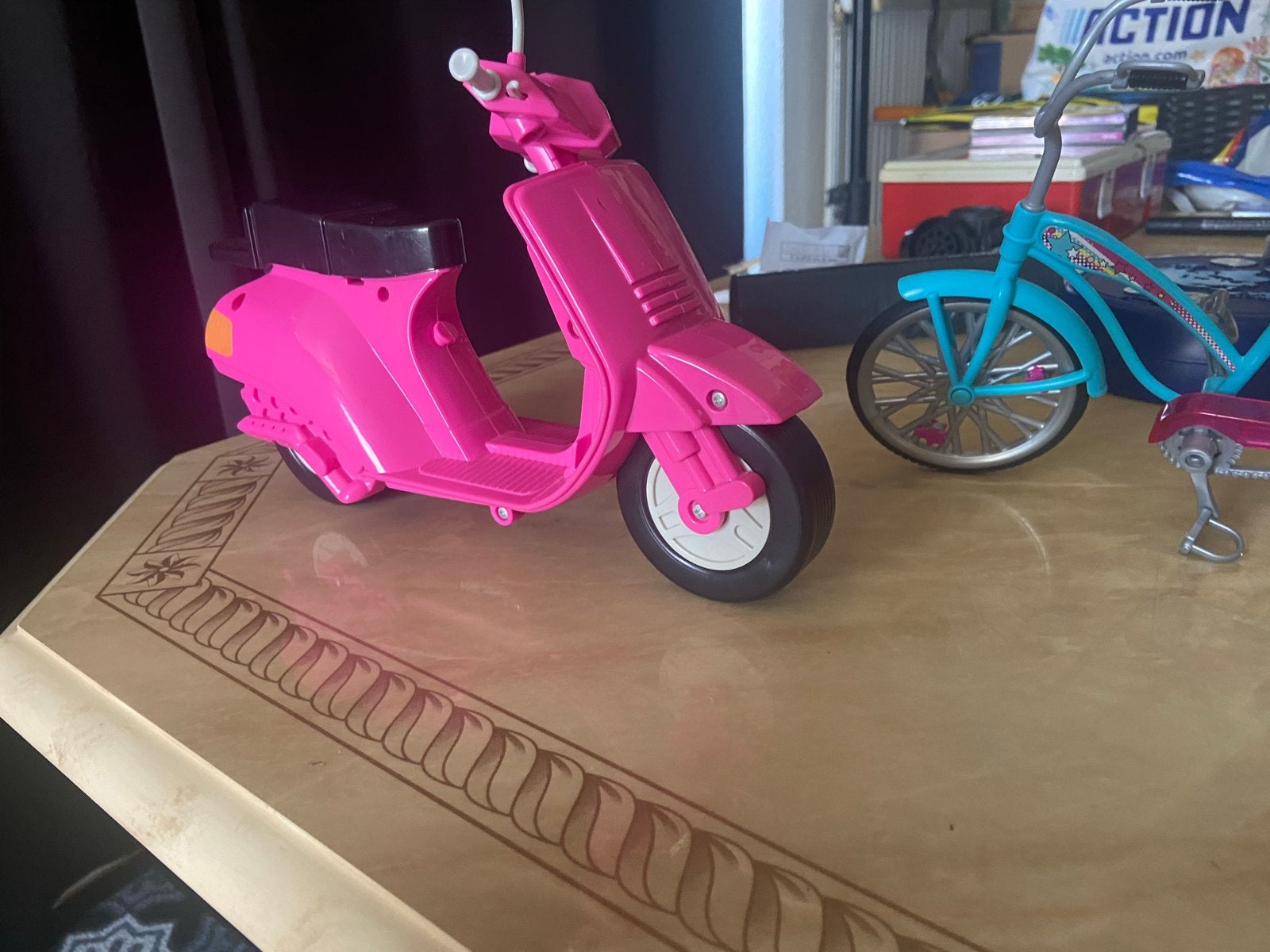 Barbie Voertuigen: Scooter en Fietsen (3 stuks), Kinderen en Baby's, Speelgoed | Overig, Ophalen of Verzenden, Gebruikt, Meisje