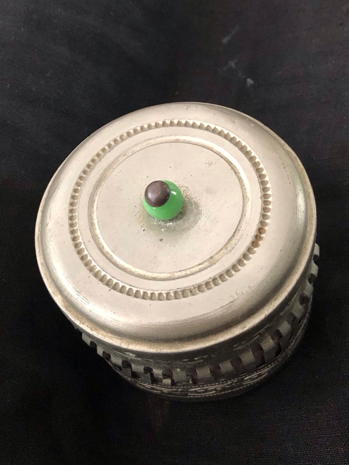 Vintage metalen doosje met groen accent, Antiek en Kunst, Ophalen of Verzenden