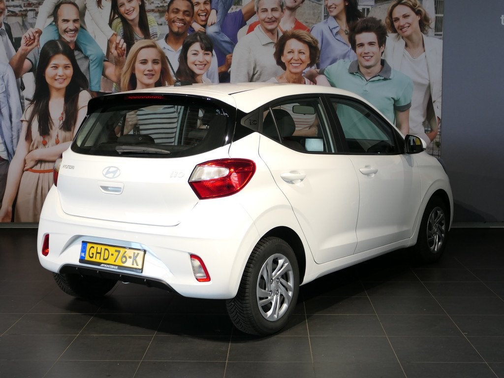 Hyundai i10 1.0 Comfort - Apple carplay/ Android auto - Crui, Stof, Gebruikt, 899 kg, Wit