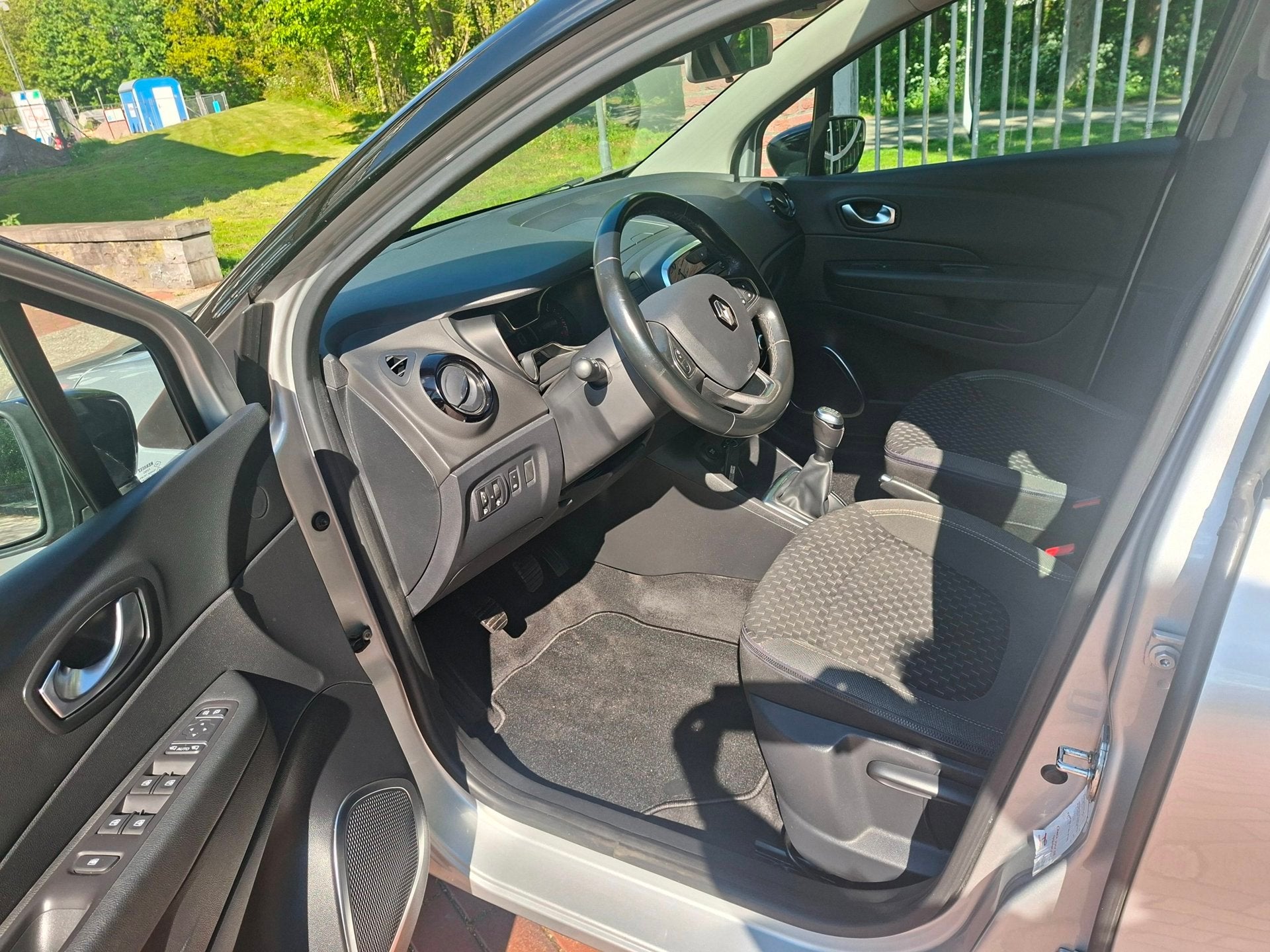 Foto 15 van Renault CAPTUR 0.9 TCe Life Navigatie Clima Xenon Isofix