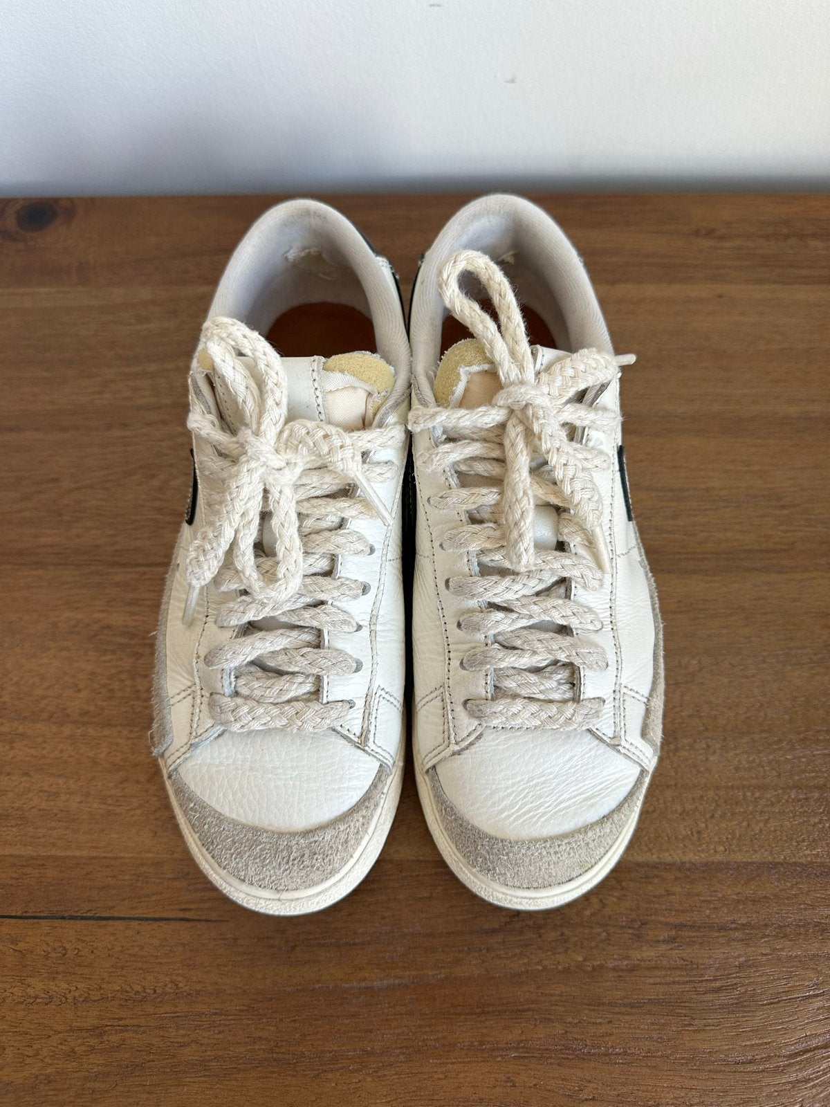 Nike shonen witte sneakers maat 36,5, Ophalen of Verzenden, Gedragen, Wit, Sneakers of Gympen