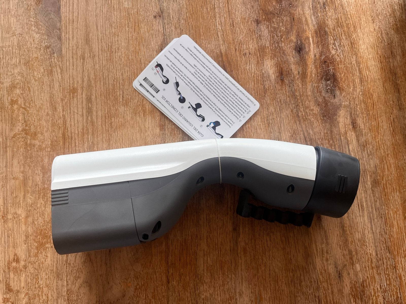 Kia (Hyundai) V2L adapter., Auto diversen, Laadpalen, Ophalen of Verzenden, Nieuw, Laadkabel