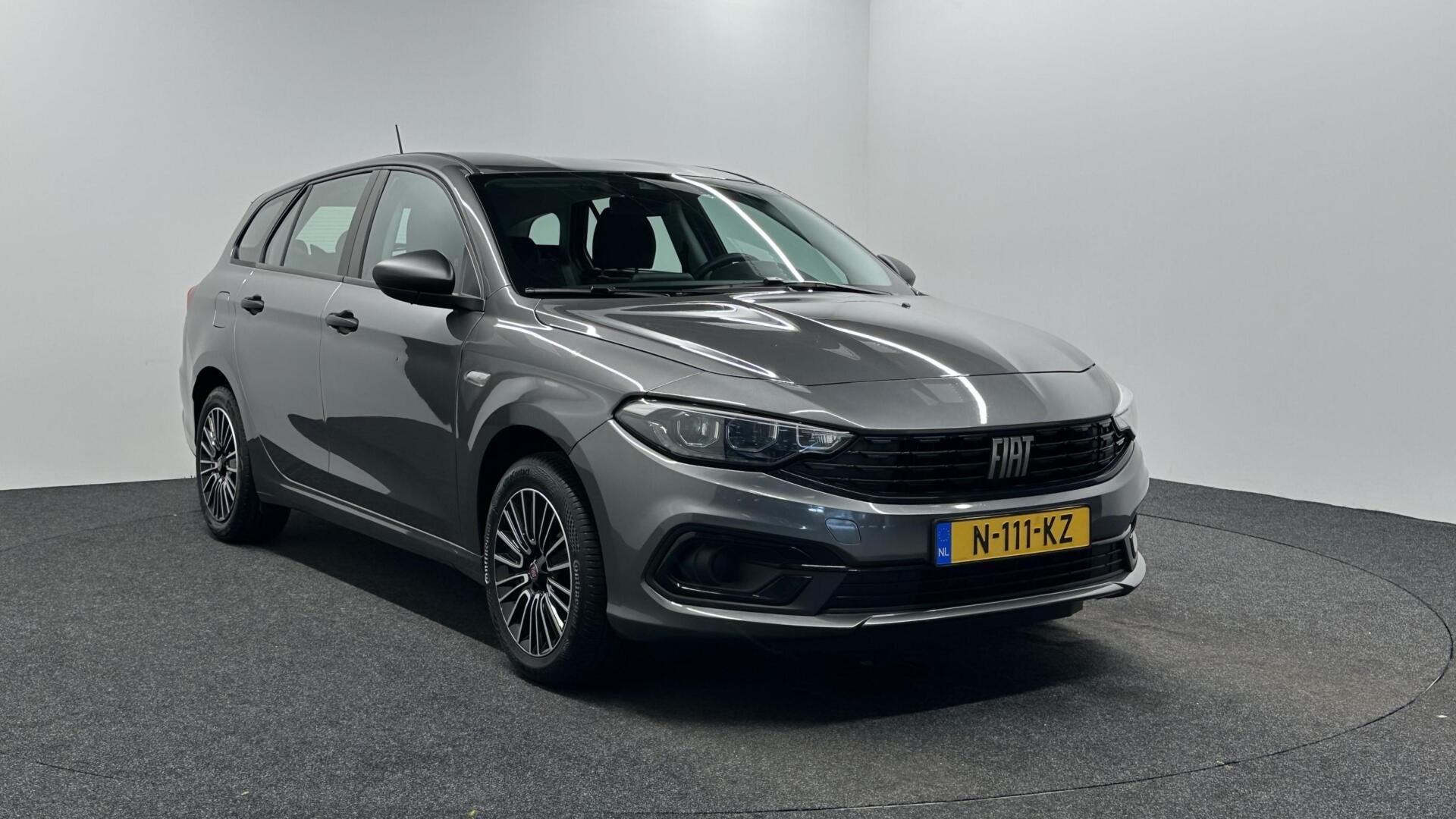 Fiat Tipo 1.0 Life CRUISE CLIMA LM NAVI CARPLAY, Voorwielaandrijving, Gebruikt, Euro 6, Met garantie (alle)