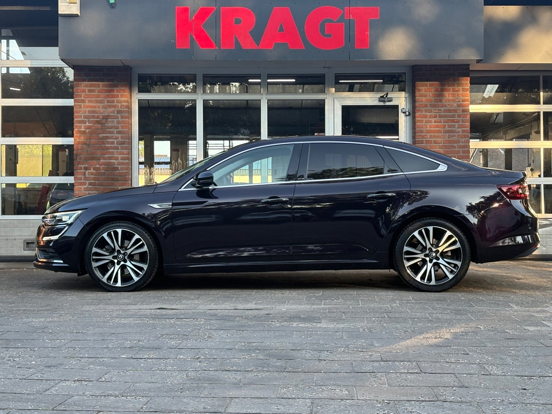 Renault Talisman Initiale Paris 1.6 TCe 200PK - Automaat - a, 1618 cc, Gebruikt, 4 cilinders, Zwart