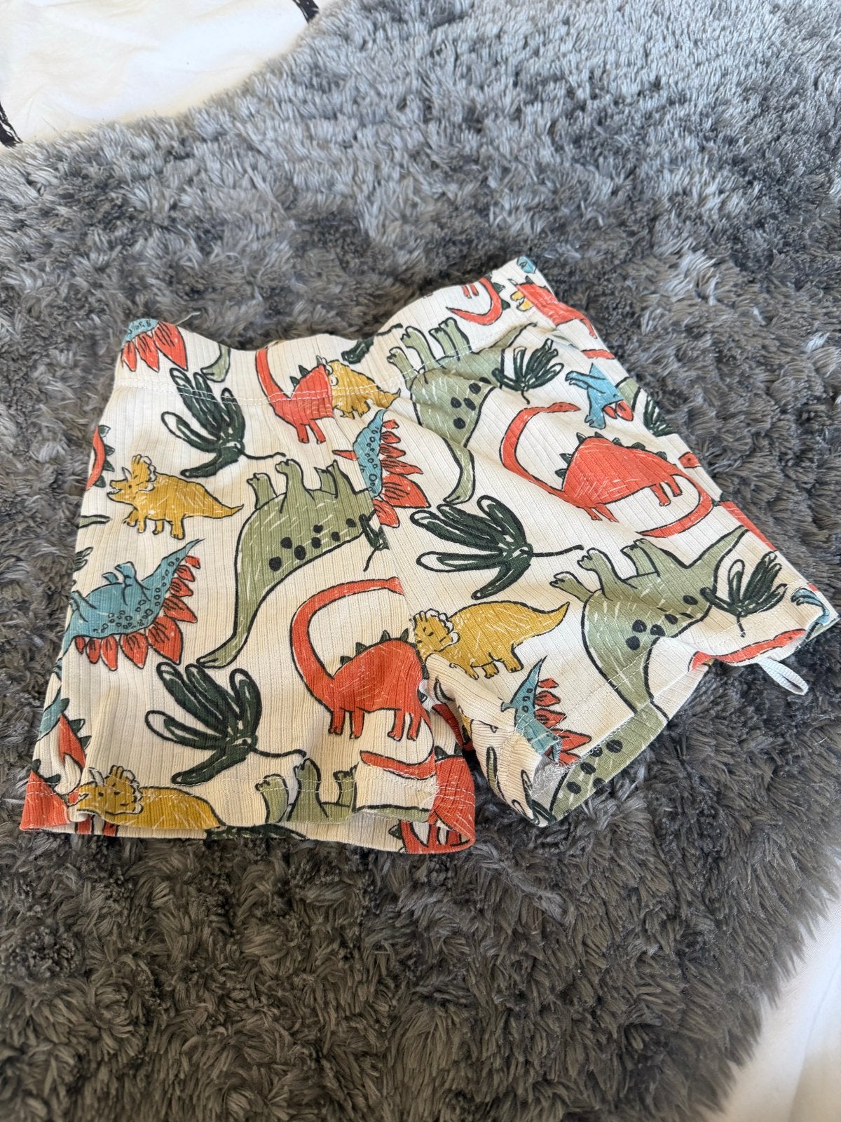 Identic Nature korte broek met dinoprint - Maat 80, Ophalen of Verzenden, Zo goed als nieuw, Jongetje, Broekje