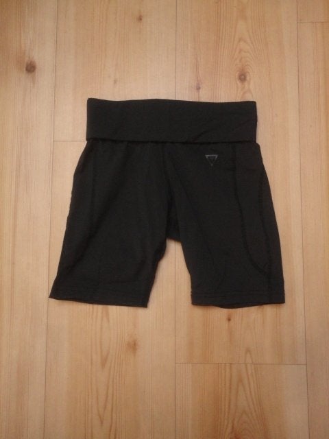 Te koop: Sportbroekje van Osaga (Scapino) maat 128, Meisje, Ophalen of Verzenden, Zo goed als nieuw, Sport- of Zwemkleding
