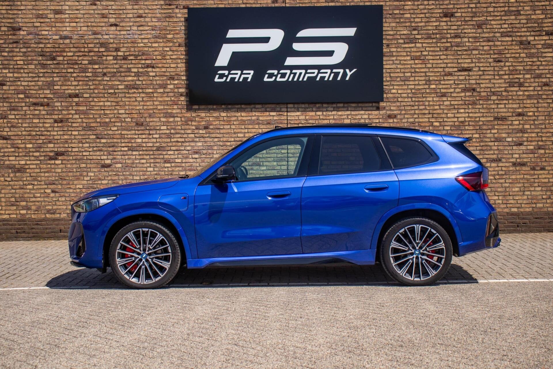 BMW X1 xDrive30e M-Sport, Full Option, Premium Select, Pano, Auto's, BMW, 12 maanden, Automatische klimaatregeling, Blauw, Bedrijf