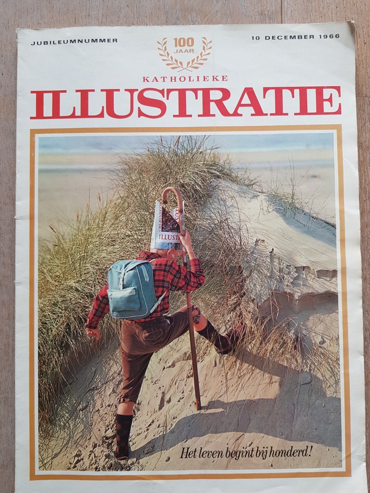 Vintage Katholieke Illustratie - Jubileumnummer 1966, Boeken, Tijdschriften en Kranten, Ophalen of Verzenden, Gelezen, Overige typen