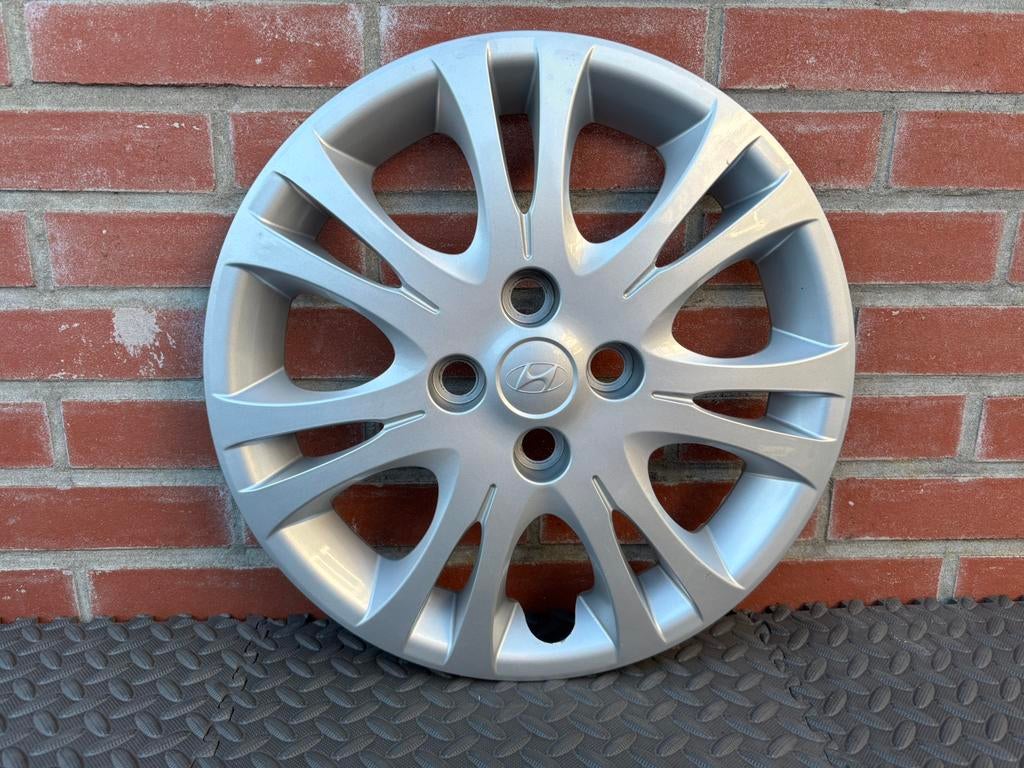 1 originele Hyundai I20 wieldop 15 inch, Auto diversen, Wieldoppen, Ophalen of Verzenden, Gebruikt