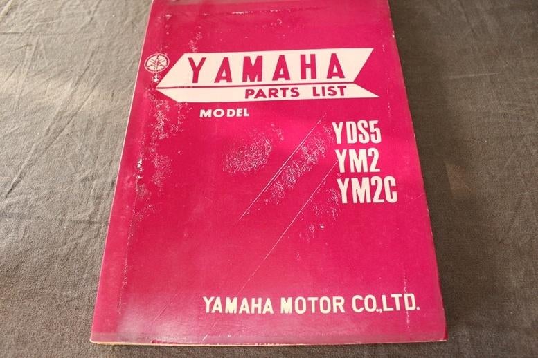 Yamaha YDS5 YM2 YM2C 1967 motorcycle parts list 250cc 305cc, Ophalen of Verzenden, Yamaha